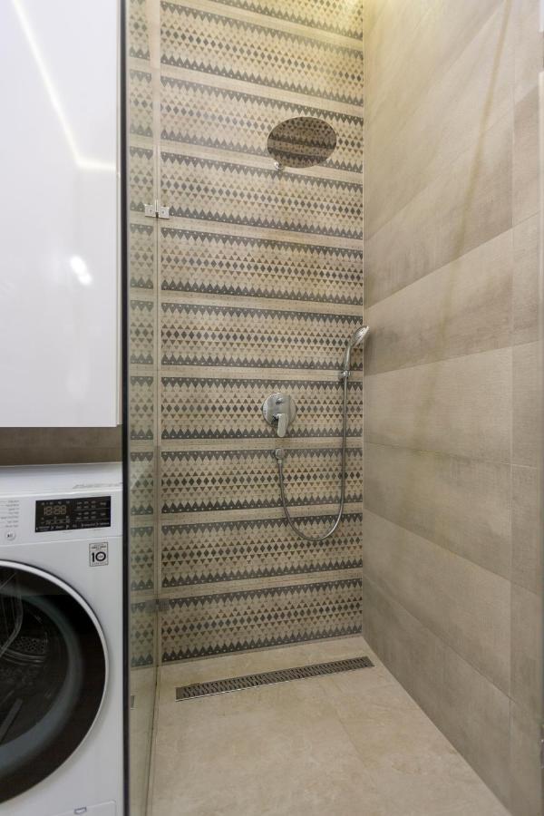 Apartament Luxury 3bedrm 2bathrm With Danube River View